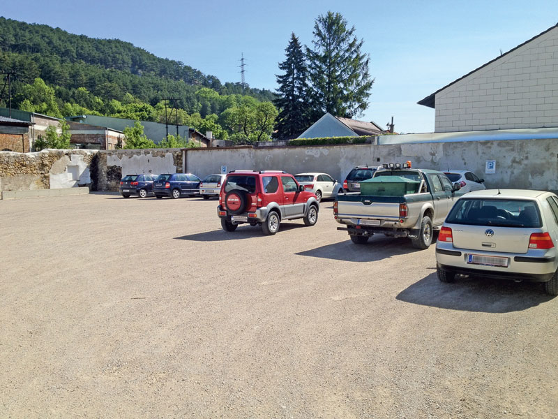 Parkplatz Wöllersdorf Zentrum